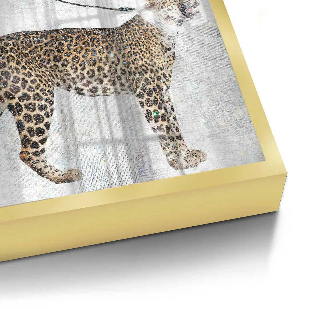 2Close-up side view of the thick gold frame on the Fine Art canvas print