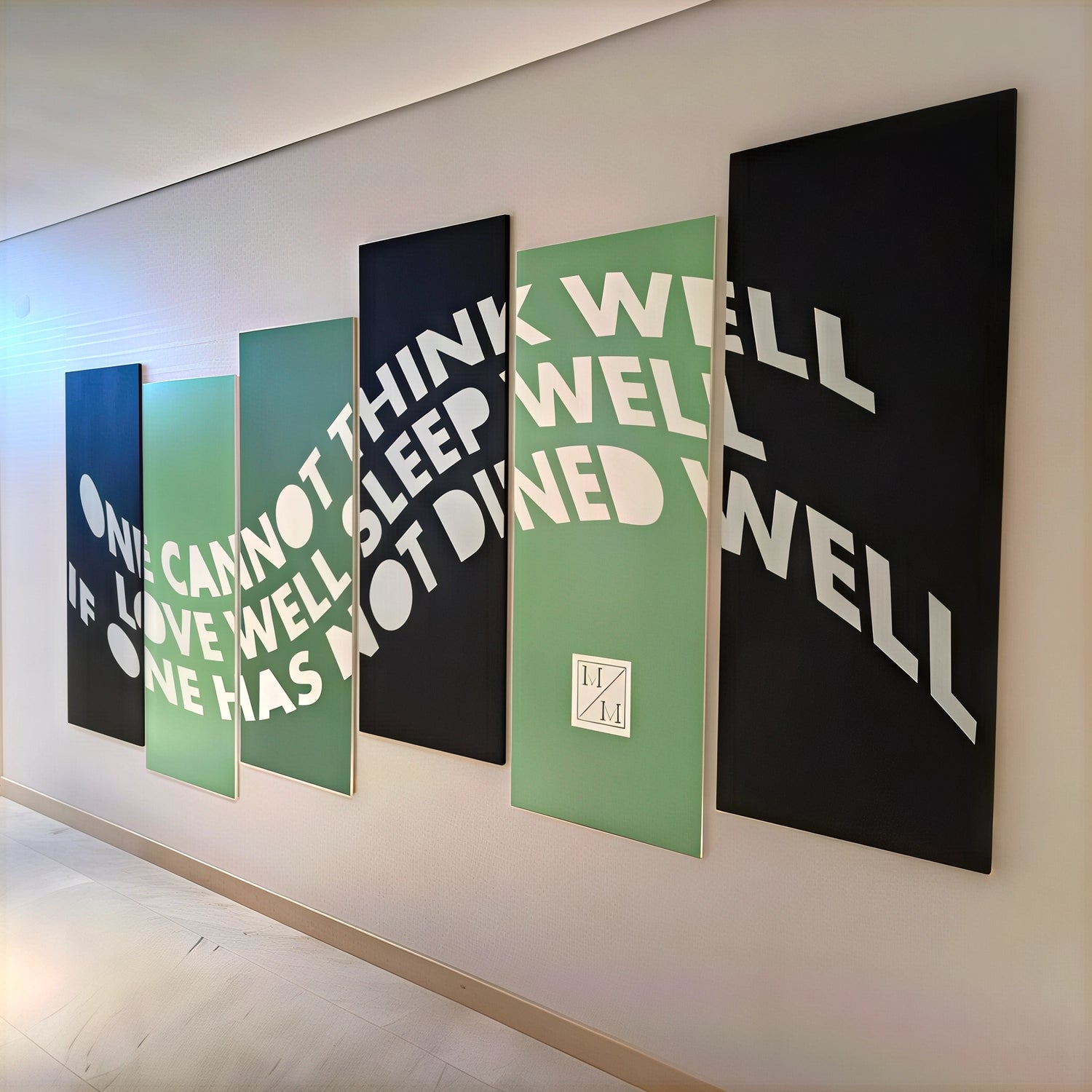 HIGH-END RETAIL STORES