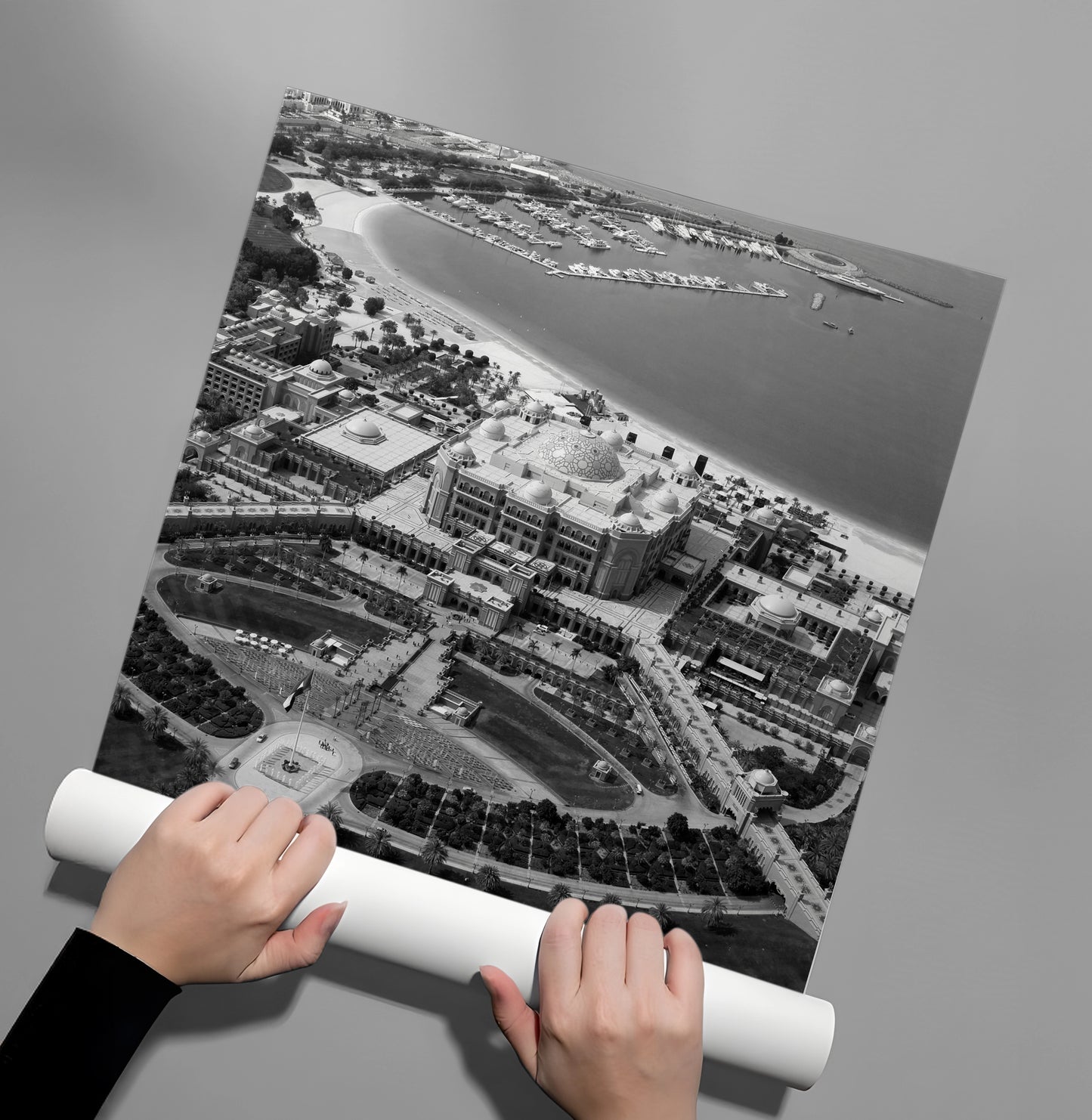 2Grandeur of Abu Dhabi - Poster