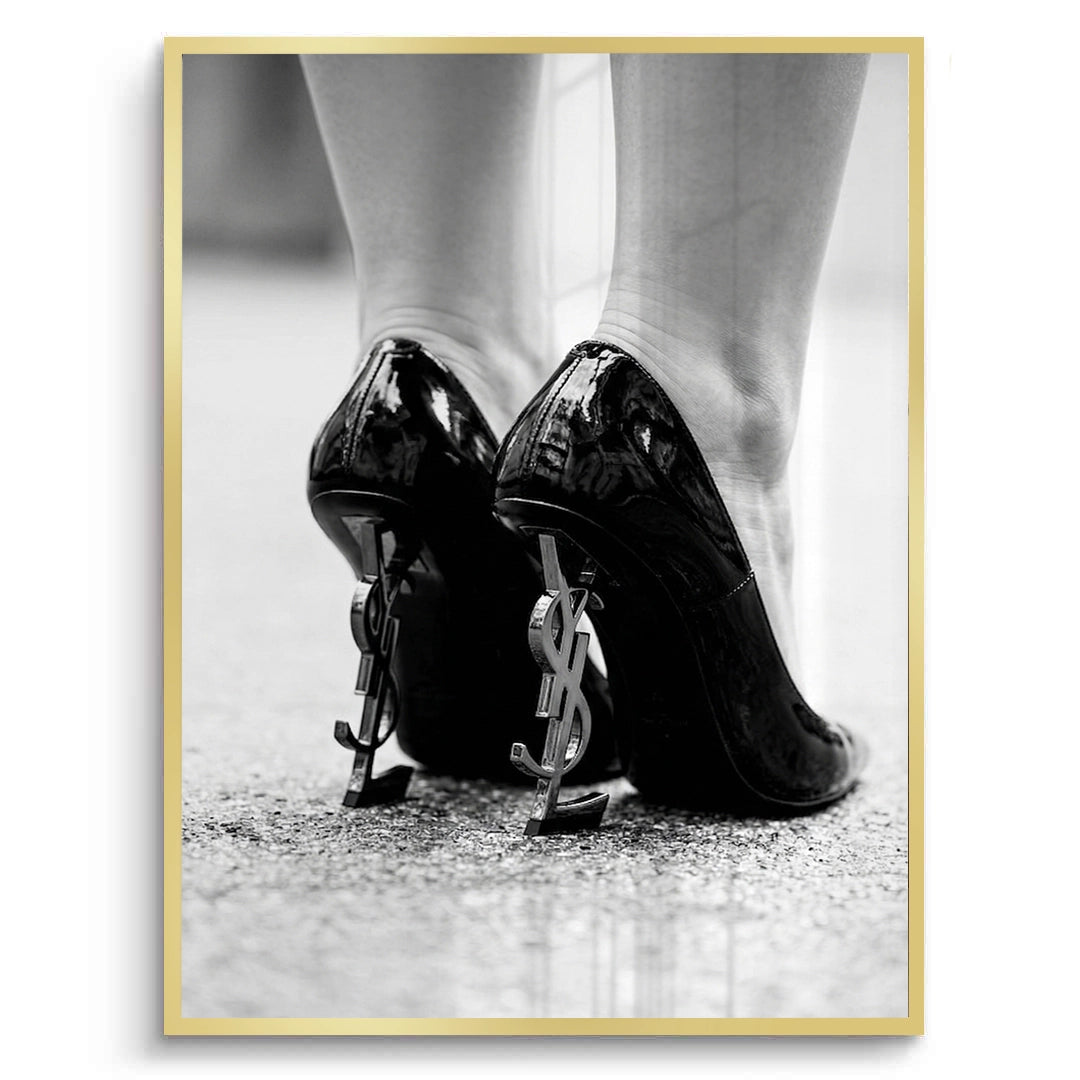 2Luxury Fashion - Fine Art