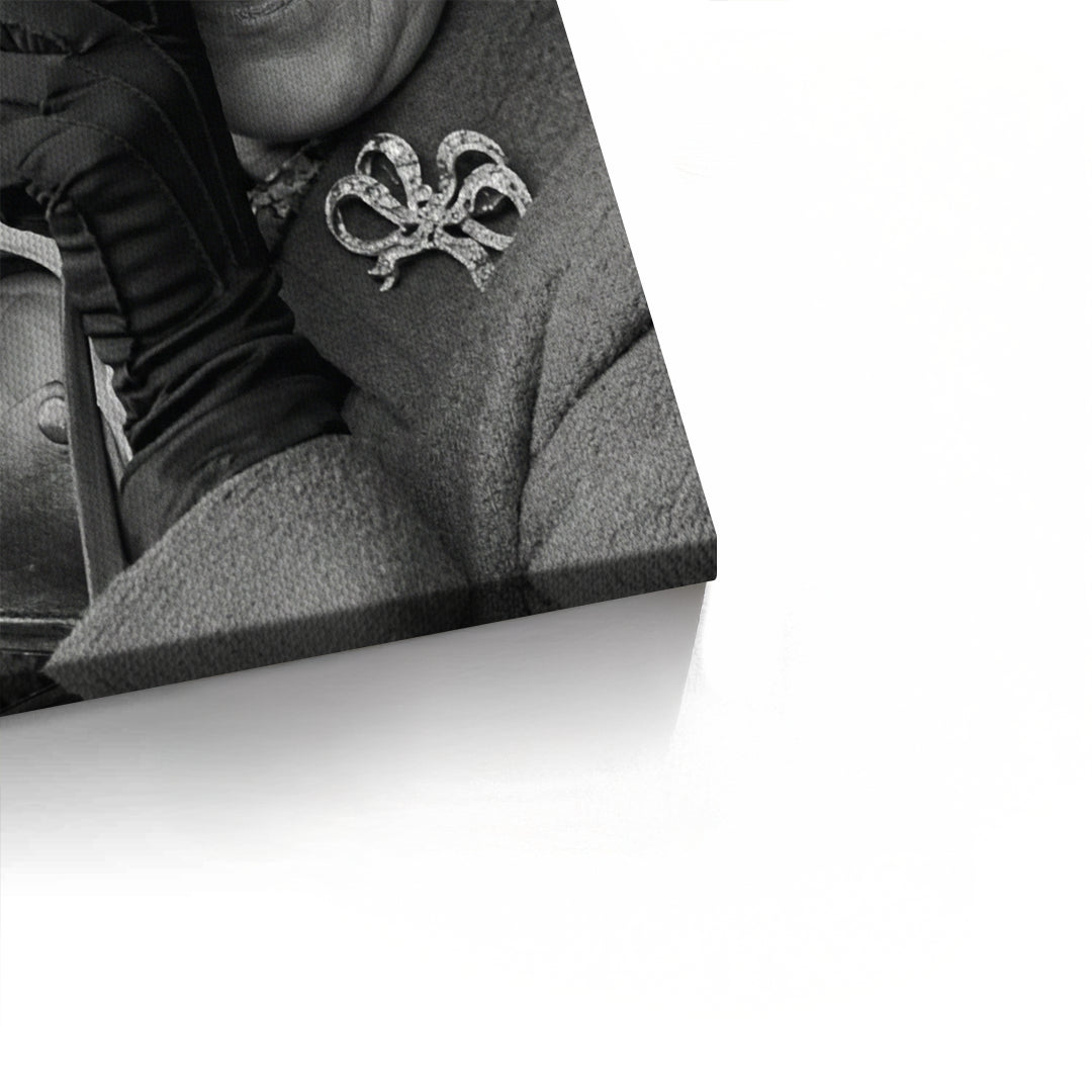 2Queen Elizabeth II with Leica Camera - Canvas
