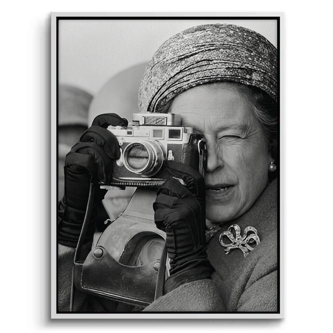 2Queen Elizabeth II with Leica Camera - Canvas