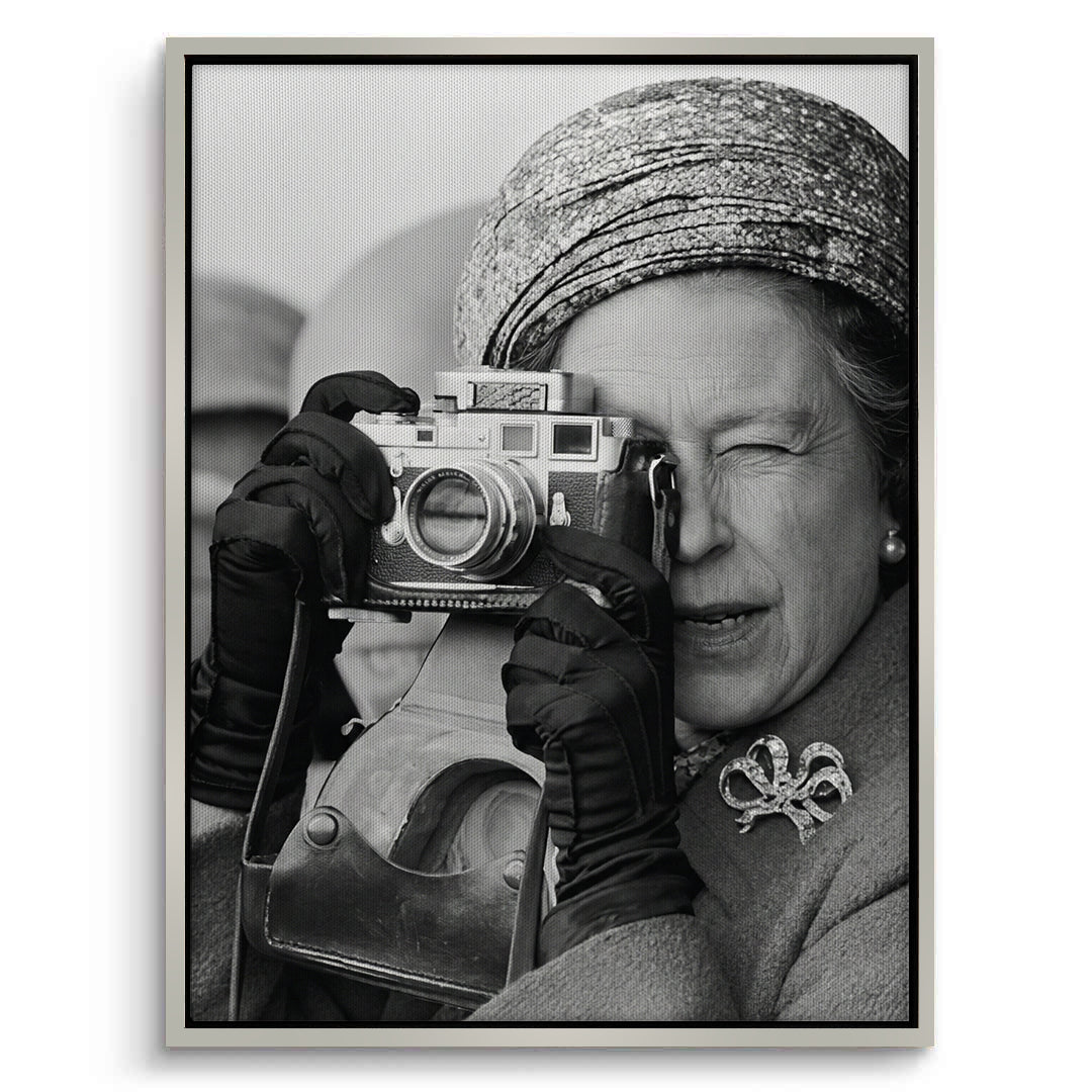 2Queen Elizabeth II with Leica Camera - Canvas