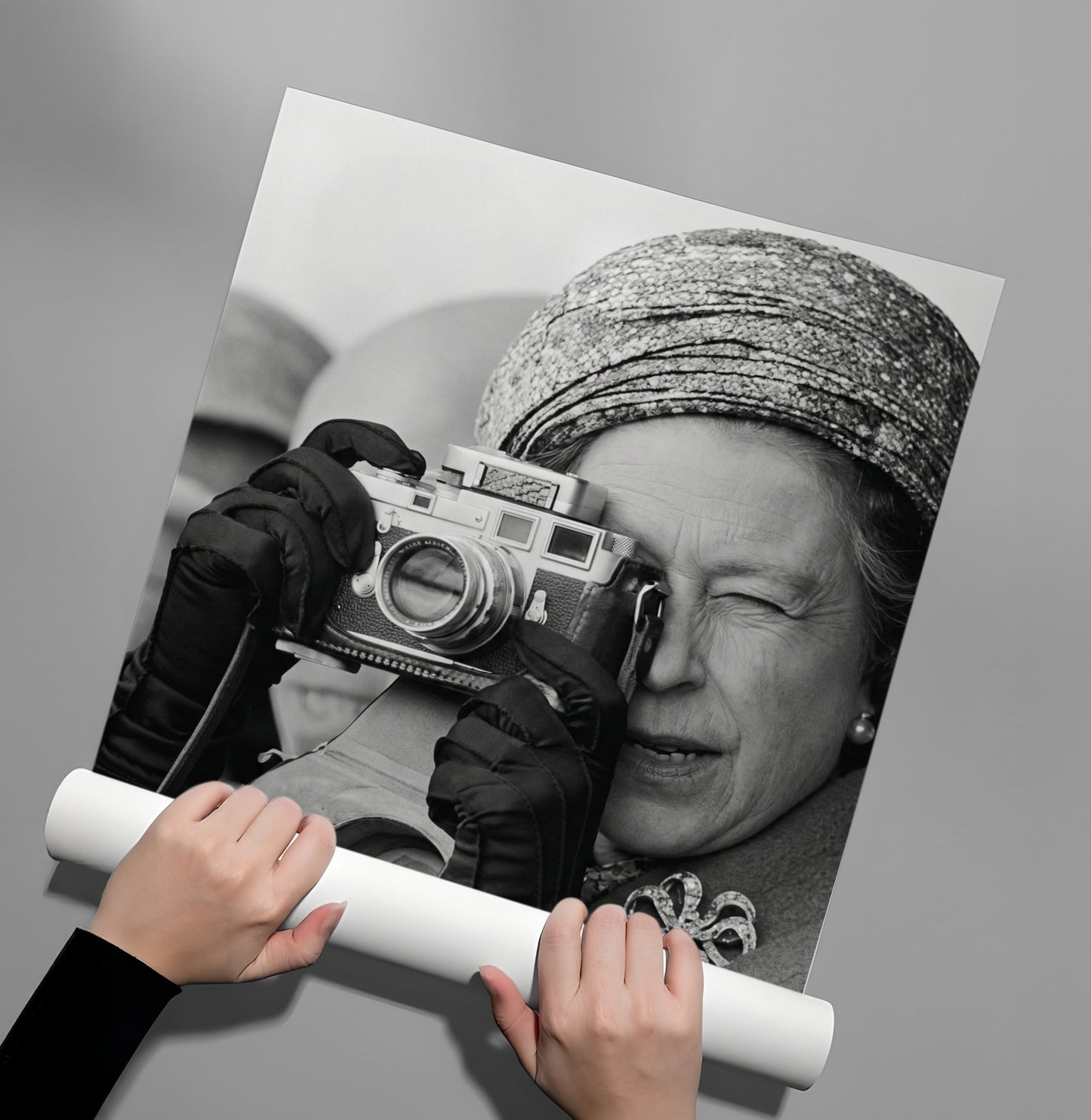 2Queen Elizabeth II with Leica Camera - Poster