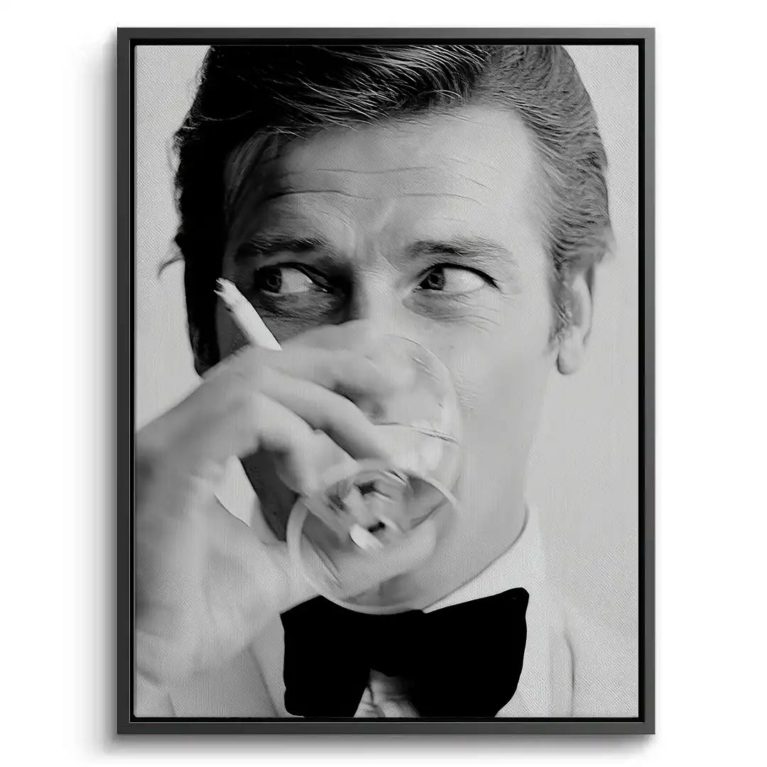 Roger Moore Whiskey - Canvas - Jasmineart.ae
