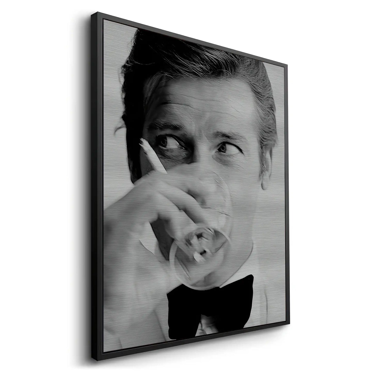2Roger Moore Whiskey - Metal