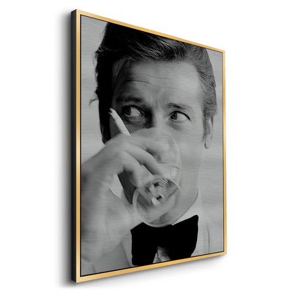 Roger Moore Whiskey - Metal