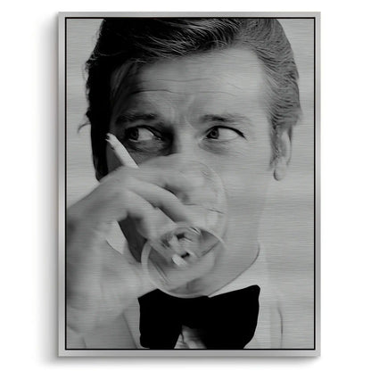Roger Moore Whiskey - Metal