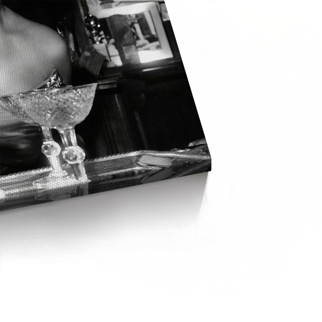 2Sophia Loren Pouring Champagne - Canvas