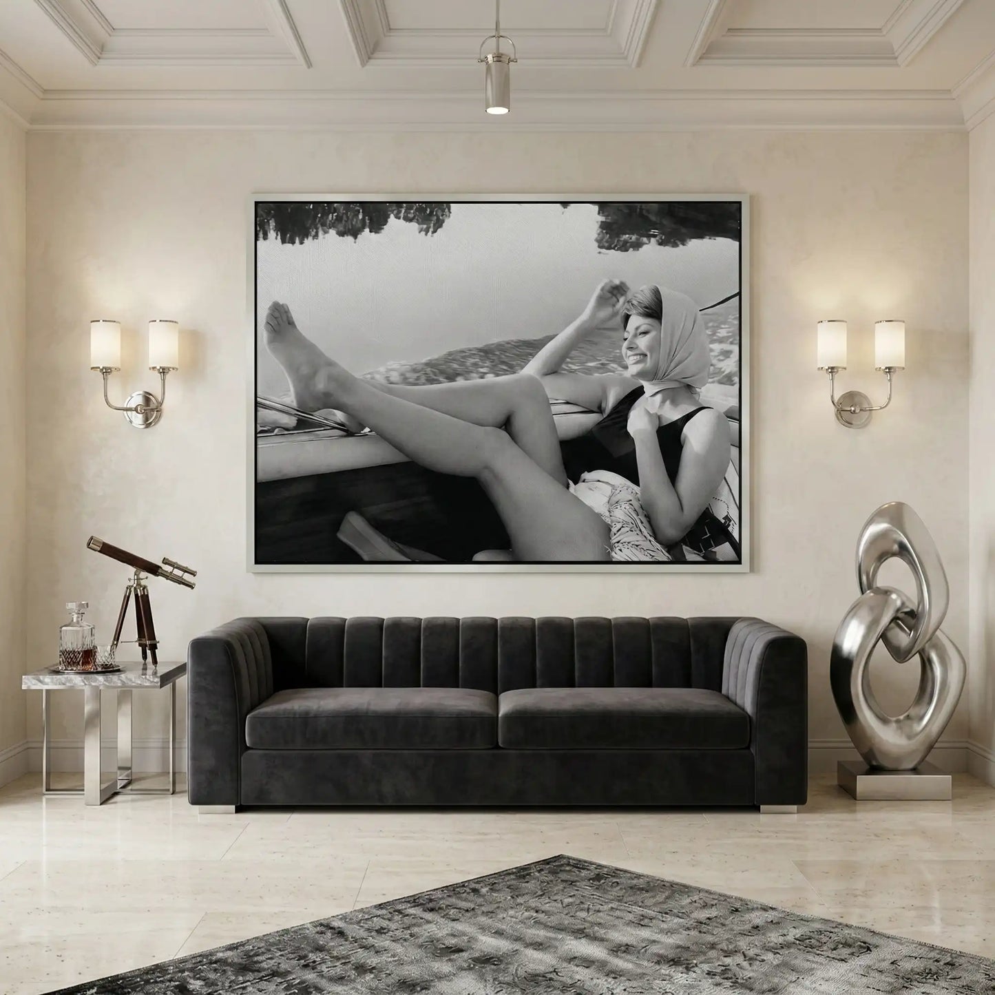 2Sophia Loren Vintage Boat - Canvas