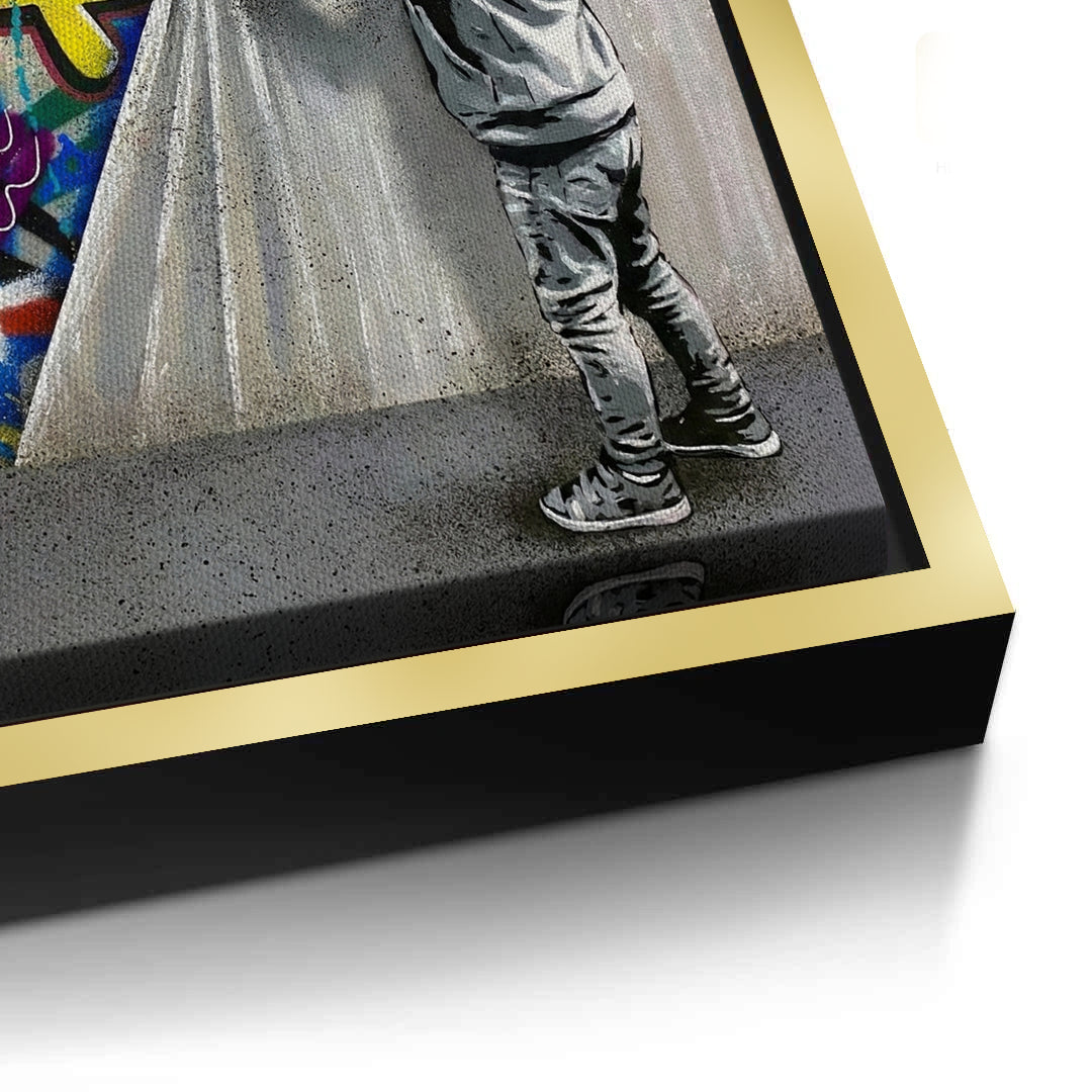 2Urban Child Graffiti Reveal - Canvas