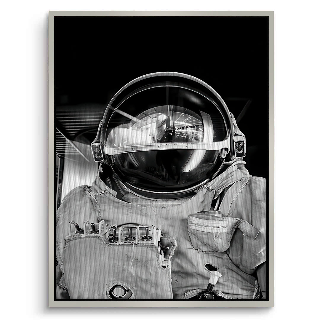 2Vintage Astronaut - Canvas