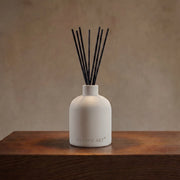 Jasmine Art Signature Reed Diffuser – 150ml matte ceramic bottle with black reeds