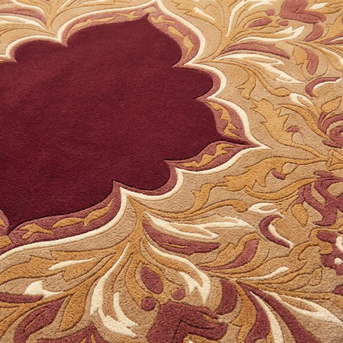 Mashrabiya Bloom hand-tufted rug in Saffron Ruby – close-up of the tufted pile texture
