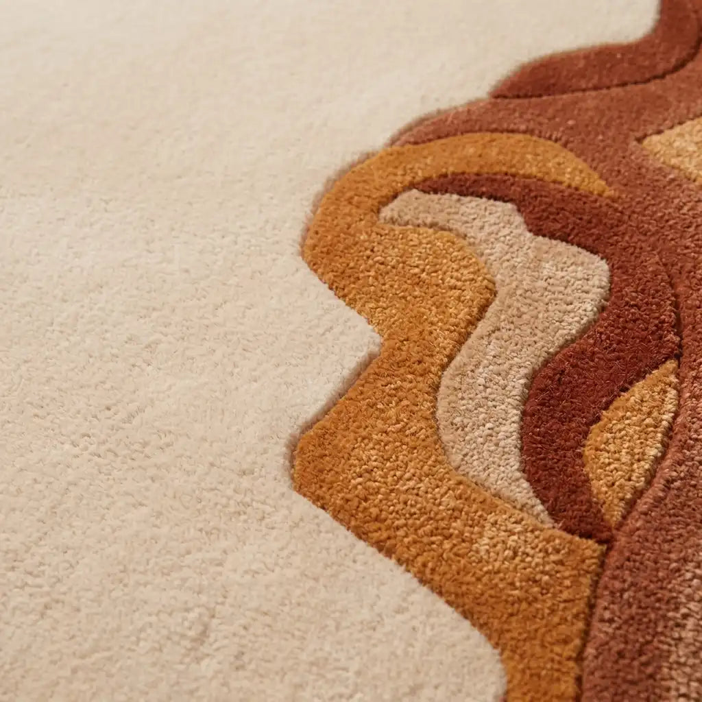 Cloud Edge hand-tufted rug in Amber Ivory – close-up of the tufted pile texture