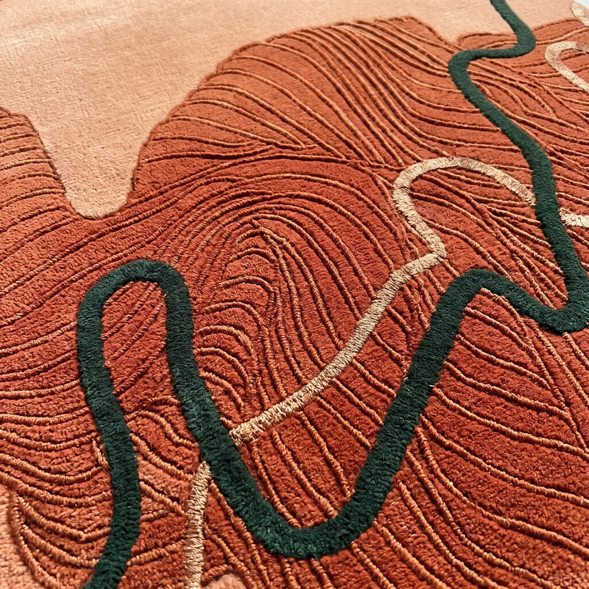 River Pebble hand-tufted rug in Terracotta – close-up of the tufted pile texture
