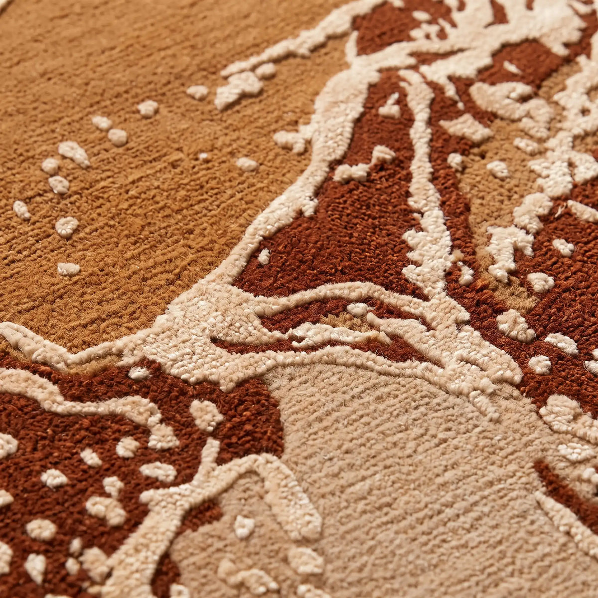 Stone Atlas hand-tufted rug in Rust Clay – close-up of the tufted pile texture